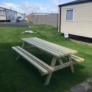 Campsite Marton Mere 6 Berth Caravan, Blackpool